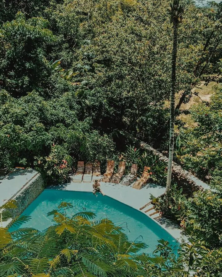 Dominican Tree House Village El Valle Resort